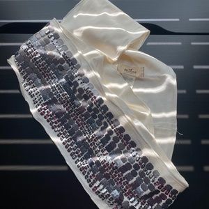 HOLLISTER infinity scarf